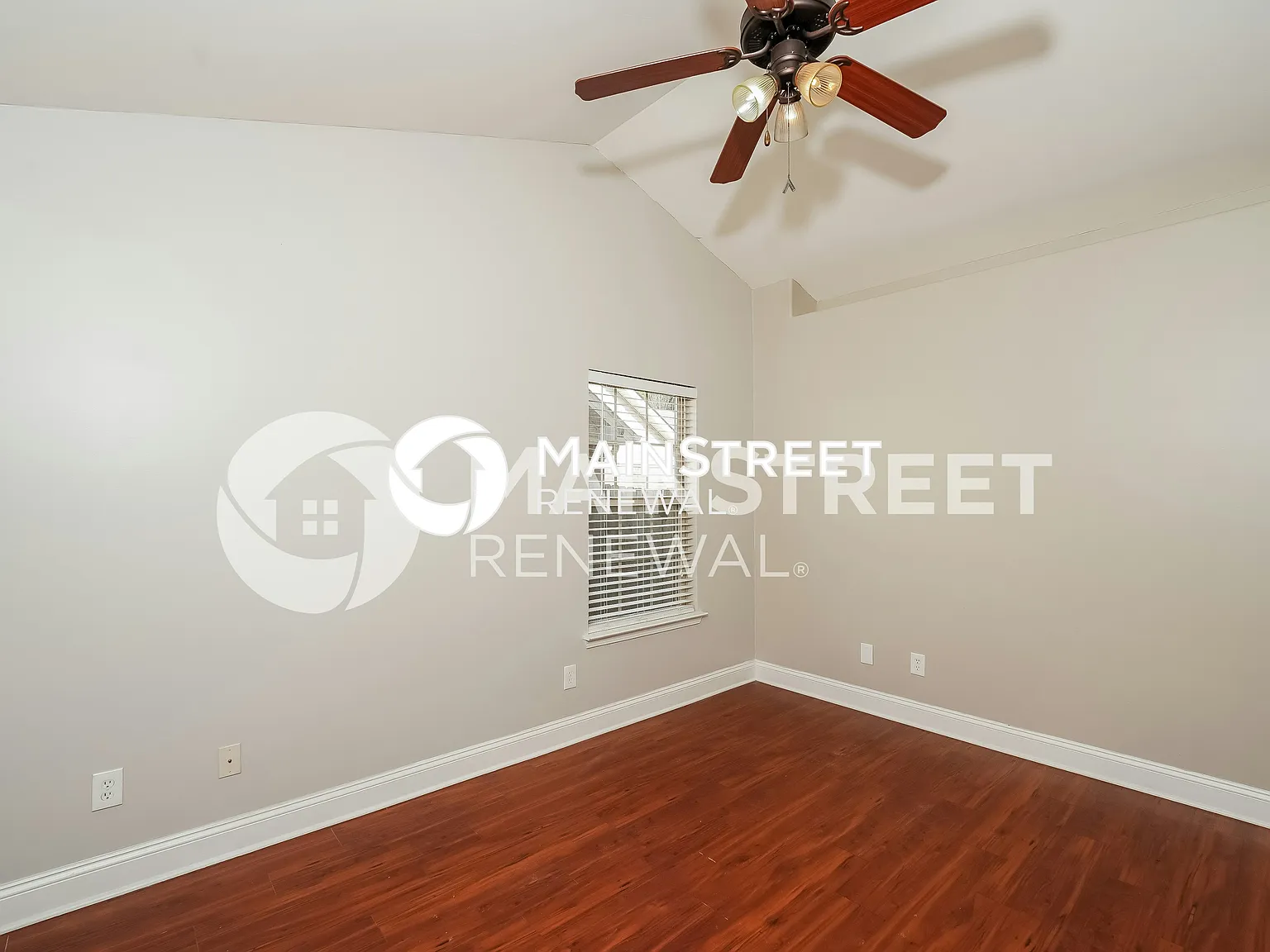 50 Clover St — Photo 4