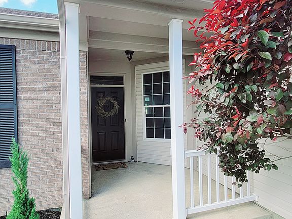 2nd image of 566 Kennard Ln
