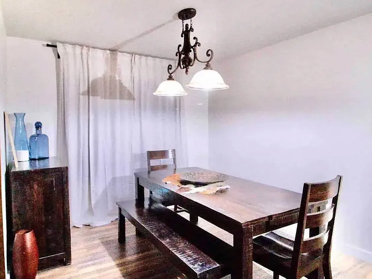 Claret Ct — Photo 7