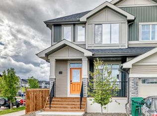 103 E Mill Rd, Cochrane, AB T4C 3G7