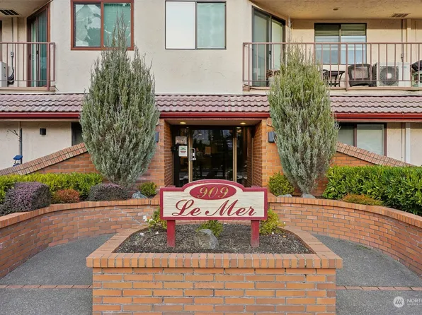 909 N I Street #103, Tacoma, WA 98403