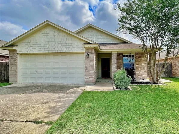 214 Yellowstone Dr, Victoria, TX 77904