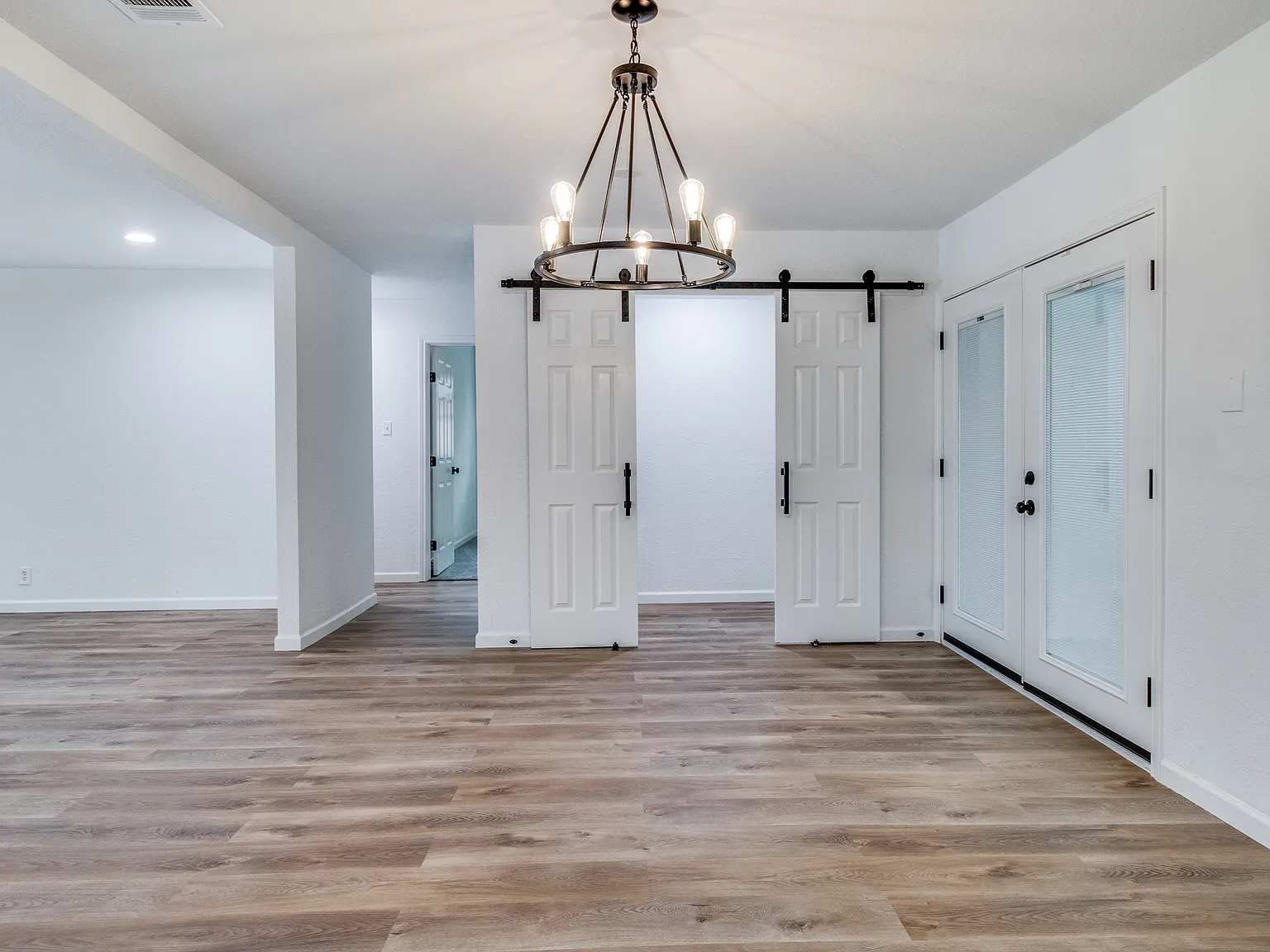 3 bed, 1450 sqft, $1,800 — Photo 4