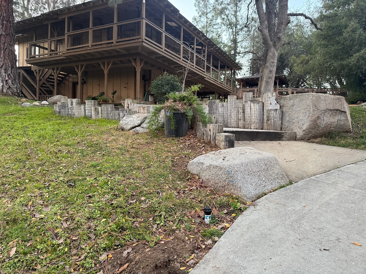 18464 Tollhouse Rd — Photo 3