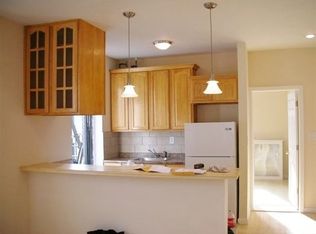 2112 33rd Ave, Astoria, NY 11106