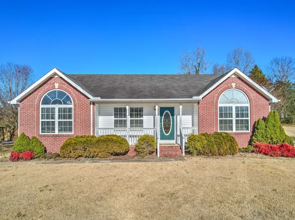 130 Jernigan Ln, Wartrace, TN 37183