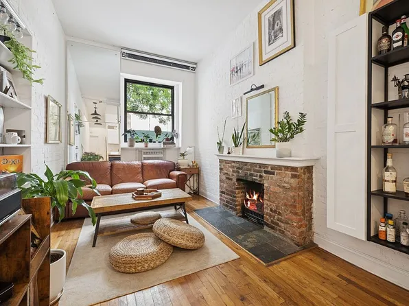 46 W 65th St APT 1B, New York, NY 10023