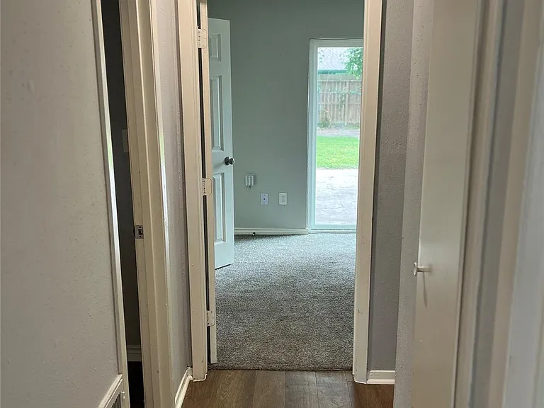 5142 Madden Ln — Photo 9