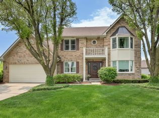 27W222 Shires Ct, Winfield, IL 60190