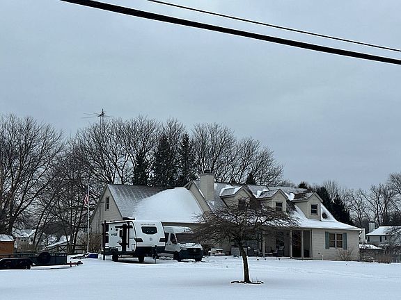 3rd image of 2277 W Sterns Rd