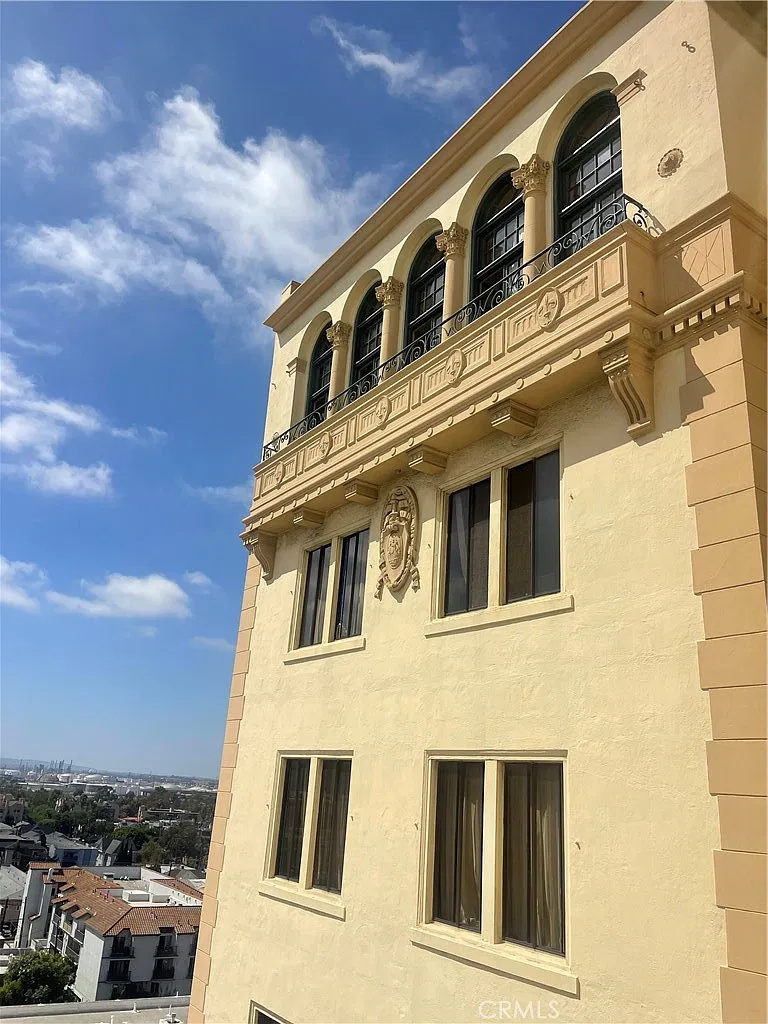 Studio, 475 sqft, $2,000 — Photo 1