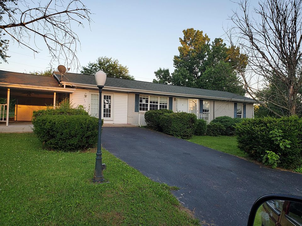 1st image of 269 Twin Lake Estates Cir