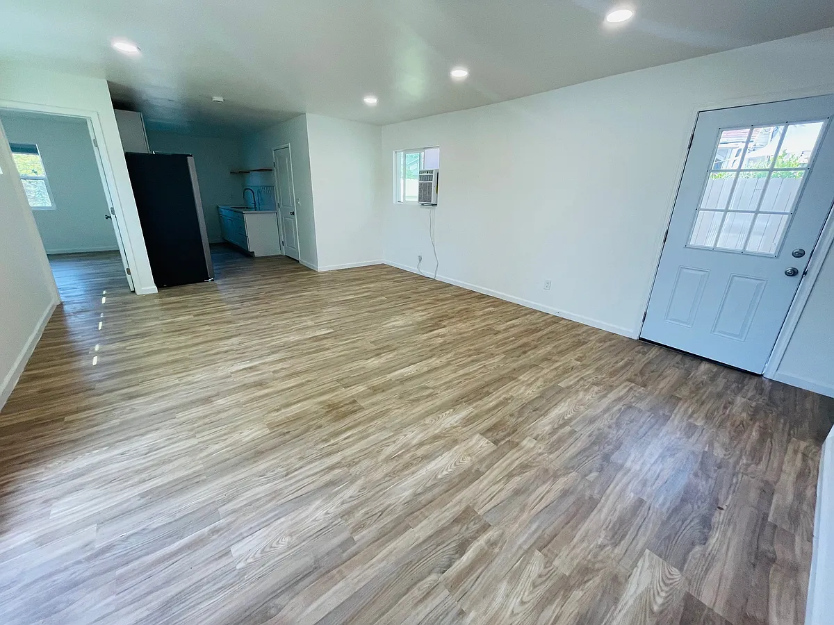 Building Photo - 5622 Monterey Rd #5622