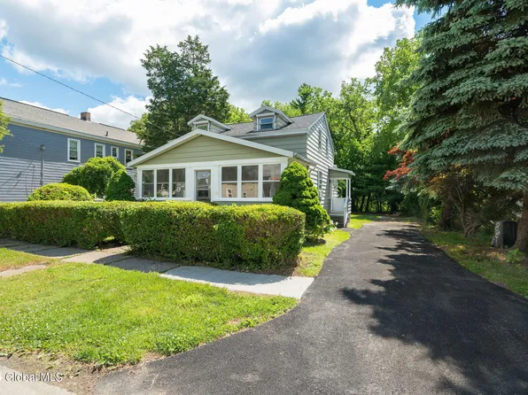 128 Broadway, Watervliet, NY 12189