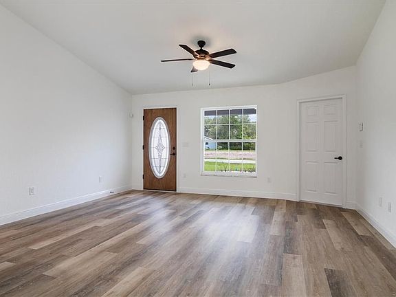 4th image of 9374 SE 157th Pl