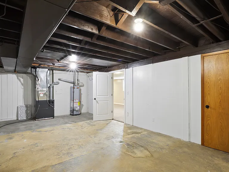 1218 Sunset Dr — Photo 42
