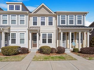 2801 Wilshire Hill Dr #103, Raleigh, NC 27604