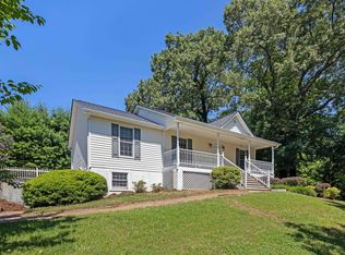 740 New Haw Creek Rd, Asheville, NC 28805