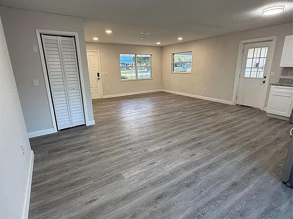 4th image of 2209 SW 6th St