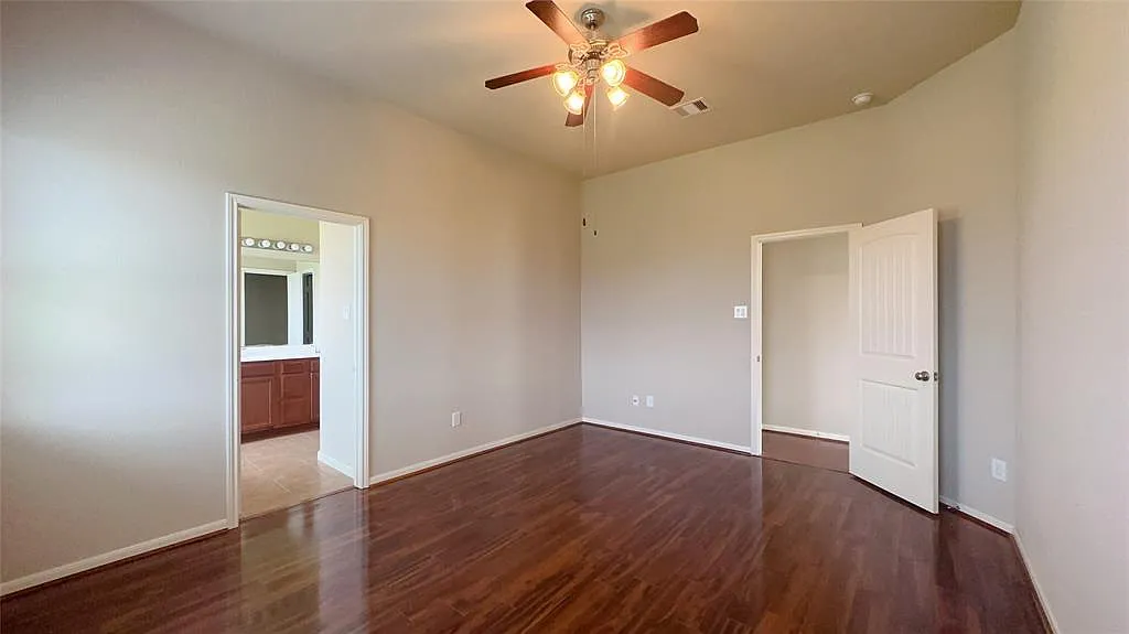 18219 Redoak Manor Ln — Photo 3