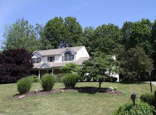 104 Hickory Dr, Sewickley, PA 15143