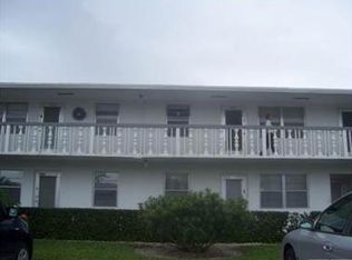 227 Canterbury Pl #J, West Palm Beach, FL 33414