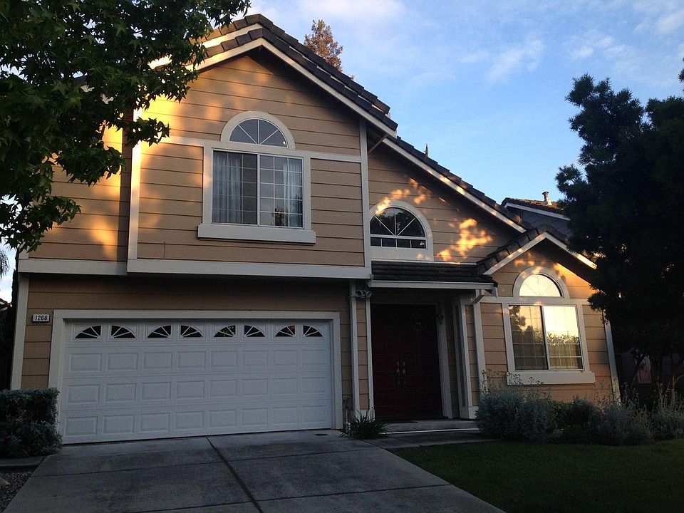 1st image of 1266 Hazlett Way