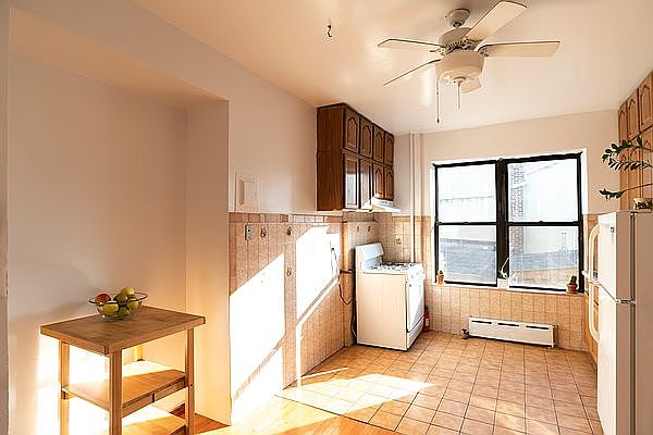 1st image of 31-44 Steinway St #2R