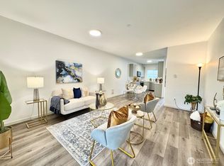 5822 200th St SW APT D, Lynnwood, WA