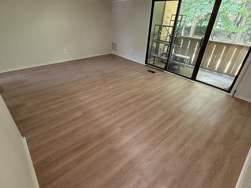 1st image of 1511 Woodhollow Dr #1