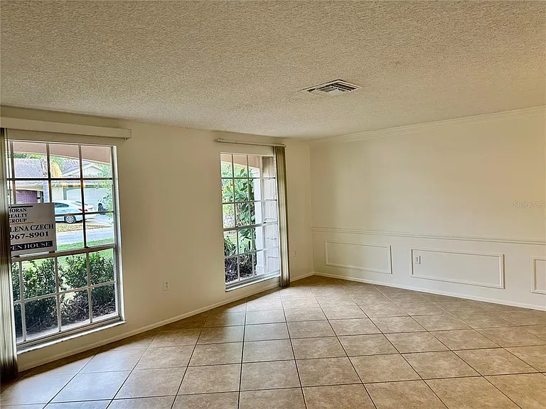 12217 Buttonwood Row — Photo 6