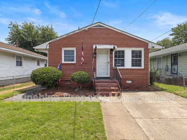 906 37th St, Newport News, VA 23607