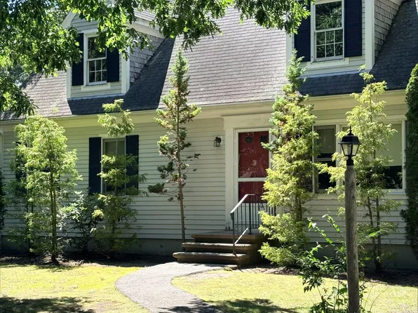 3 Perch Pond Way, Yarmouth Port, MA 02675