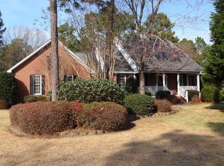 151 Hounds Run Dr, Lexington, SC 29072