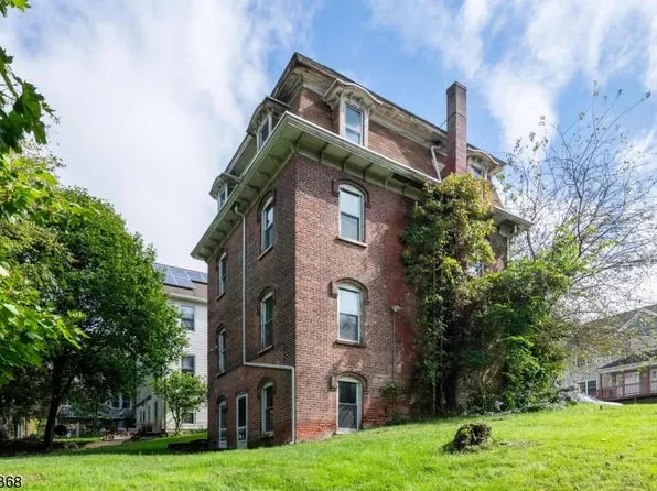 15 Munson St, Sussex Boro, NJ 07461