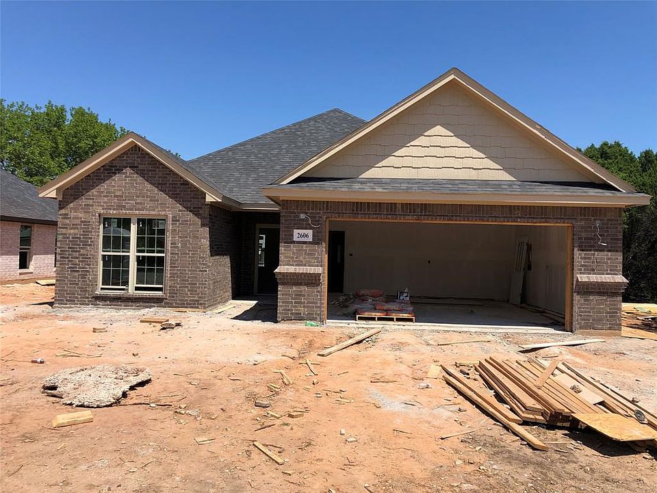 1st image of 2606 Austin Dr