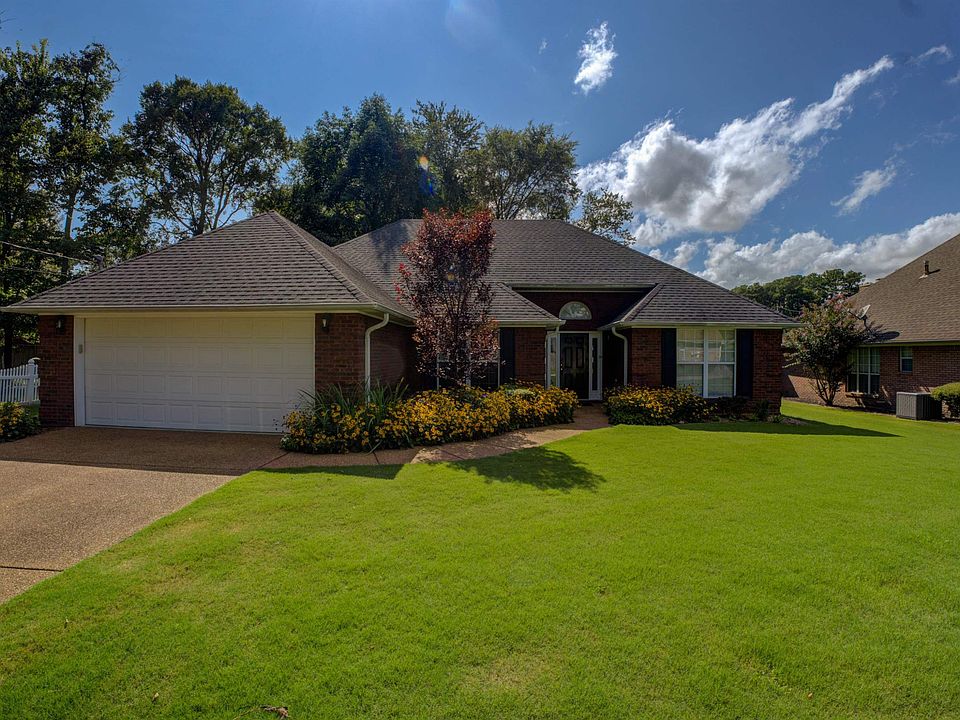 1st image of 91 Autumn Valley Dr