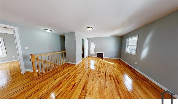 1st image of 13 Barker St Floor 2