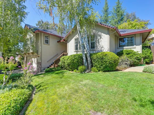 12722 Shockley Woods Ct, Auburn, CA 95603