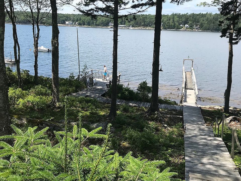Dock with Waterfront Deck