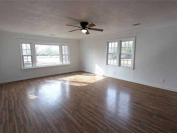 3rd image of 154 Rudy Rd