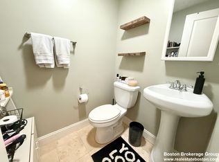 195 W 3rd St #1, Boston, MA 02127