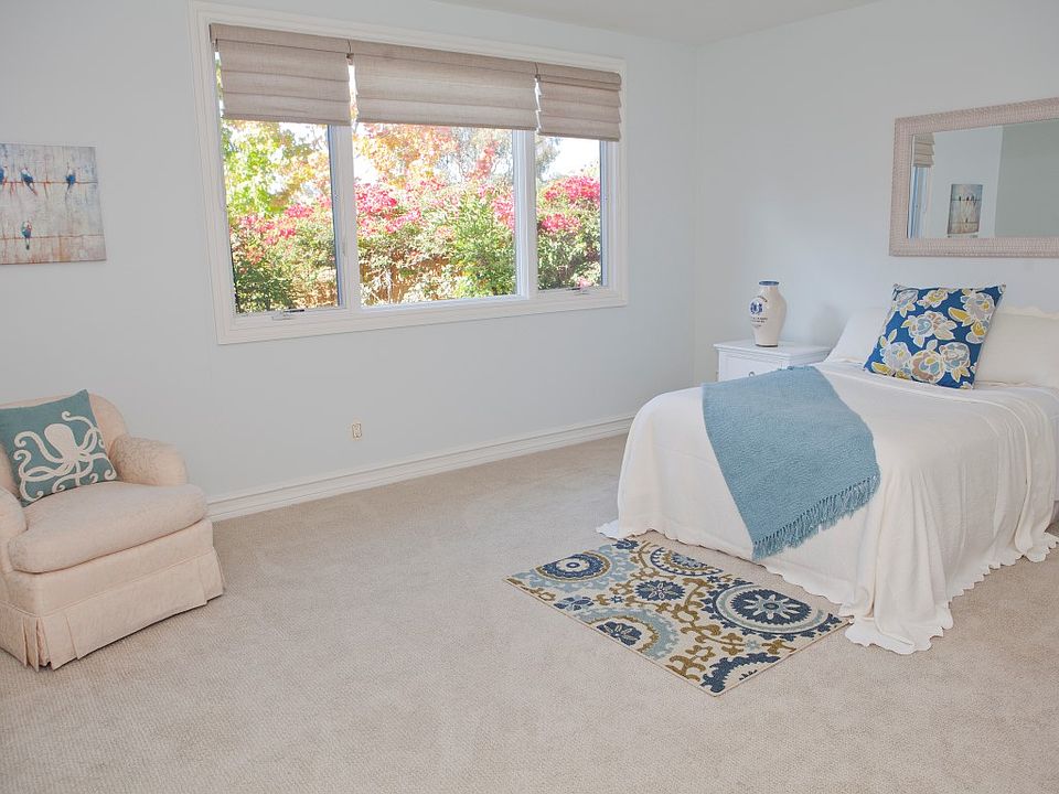 2nd image of 2502 Rosemary Ct