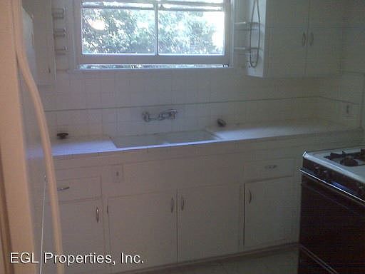 4th image of 5801 W Olympic Blvd