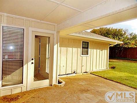3rd image of 7252 Blythdale Dr