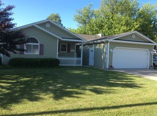604 Division St, Mendota, IL 61342