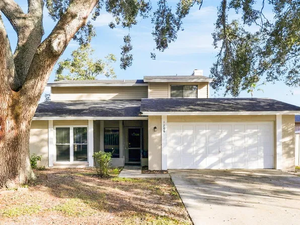1206 Letona Ln, Valrico, FL 33596