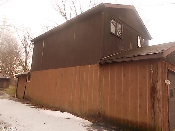 3rd image of 11147 Middle Ave
