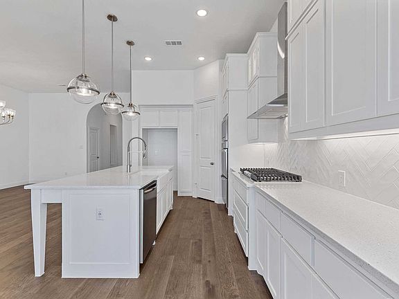 3rd image of 1424 18th St