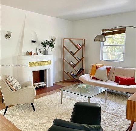 2nd image of 936 Lenox Ave #936
